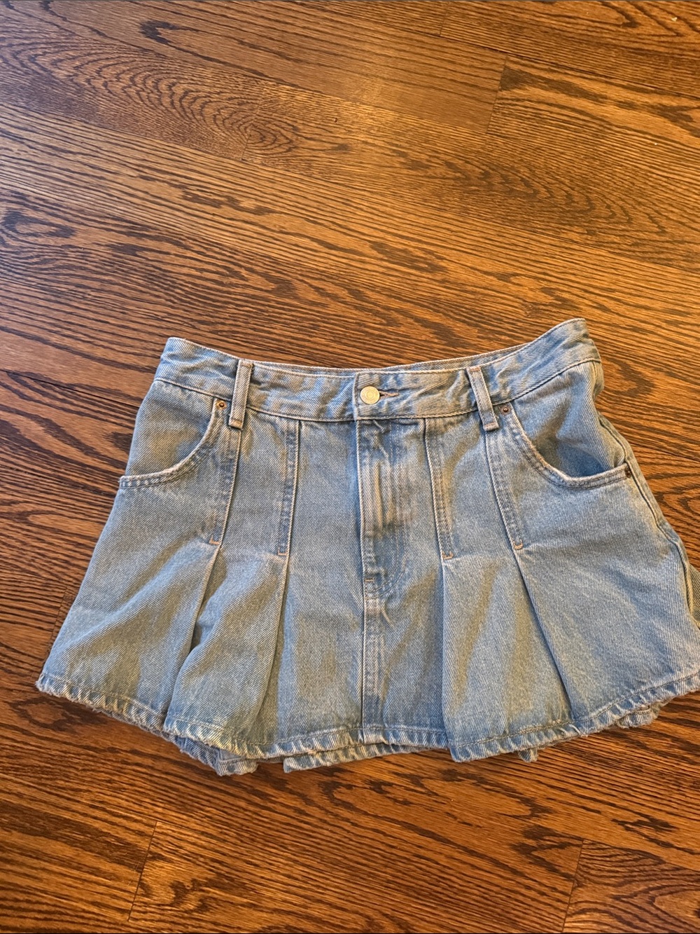 Zara Light Wash Denim Pleated Mini Skirt